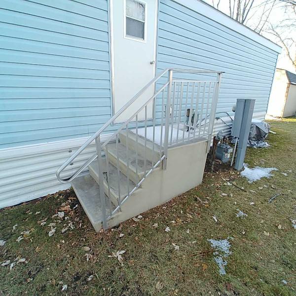 Marshfield Mobile Home for Sale in Circle Pines, MN 55014 for 34,900