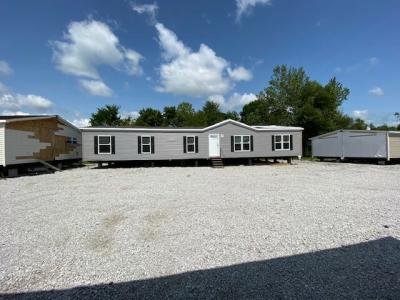 Mobile Home at 1605 South Gloster Street Tupelo, MS 38801