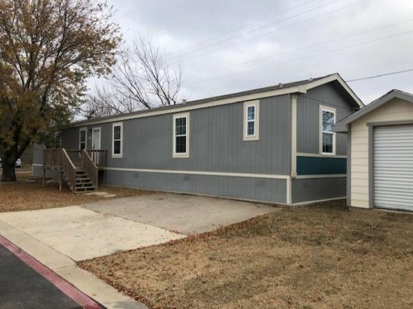 2017 Oak Creek Homes, LP Mobile Home For Rent
