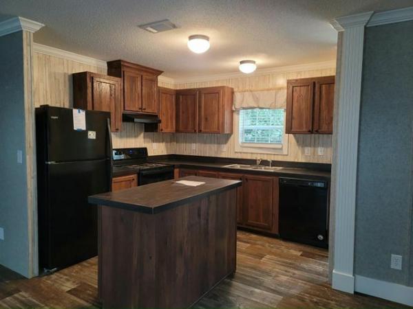 2021 Live Oak Homes Mobile Home For Rent