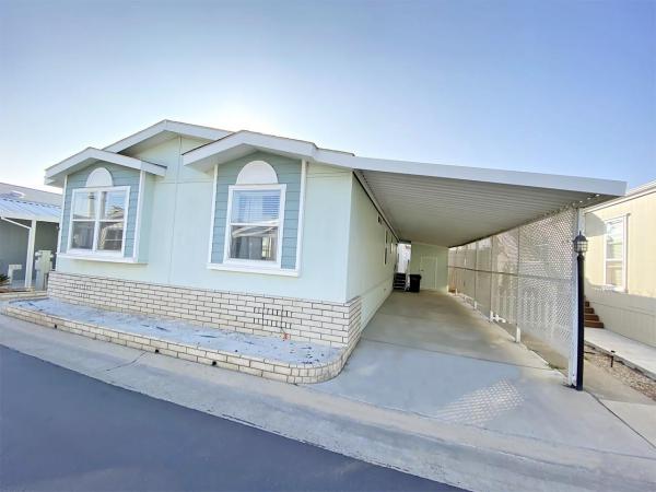 2003 HBOS Manufacturing Mobile Home For Sale