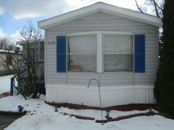 1990 BAYVIEW Mobile Home For Sale