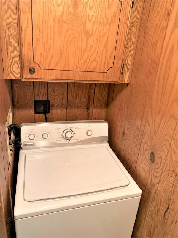 Skyline Mobile Home for Sale in Wallingford, CT 06492 for 74,900
