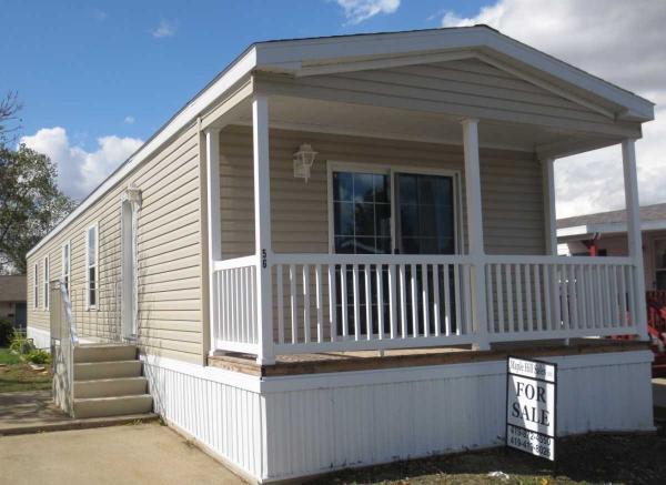 4090 Mobile Home for Sale in Bowling Green, OH 43402 for $46,900