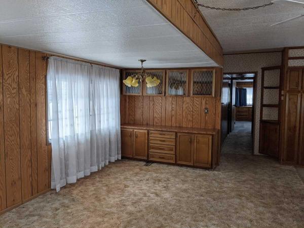 Holly Park Mobile Home for Sale in Mount Morris, MI 48458 for $6,900