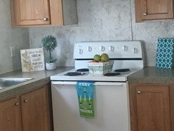 2008 OAK CREEK Mobile Home For Sale
