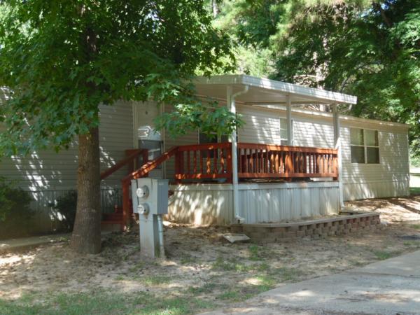 2000 FLEETWOOD Mobile Home For Sale