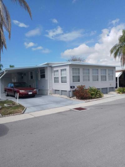 Photo 1 of 8 of home located at Site #261, 4864 91st Ln. N. Saint Petersburg, FL 33708