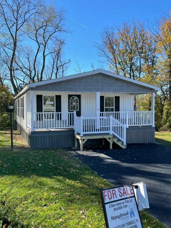 Pine Grove Mobile Home for Sale in Mount Wolf, PA 17347 for 149,900