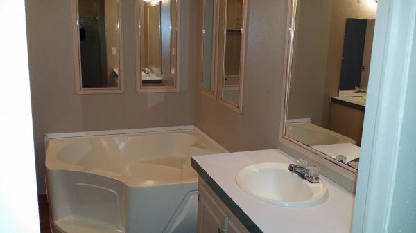 1997 FLEETWOOD Mobile Home For Rent
