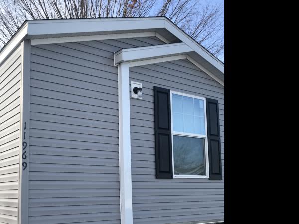 2021 Clayton - Middlebury Mobile Home For Sale