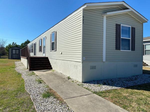 2015 Clayton Mobile Home For Rent