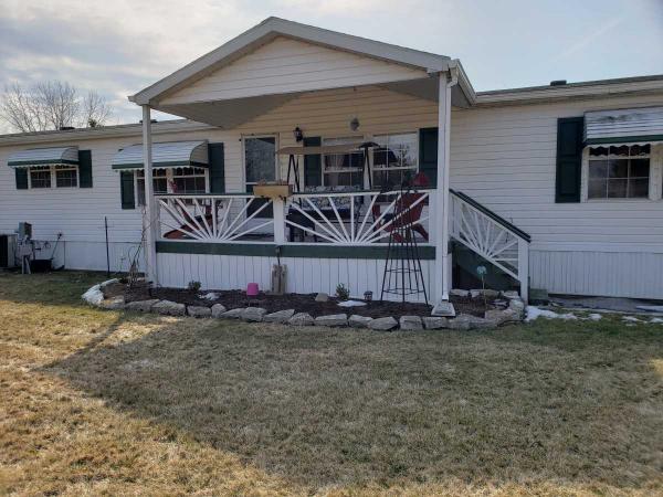 1992 Skyline Mobile Home For Sale | 6033 Ashwood Dr N Saginaw, MI