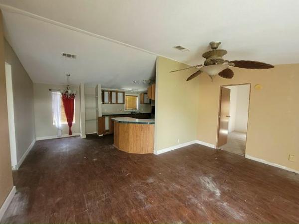 1999 LIMI Mobile Home For Sale