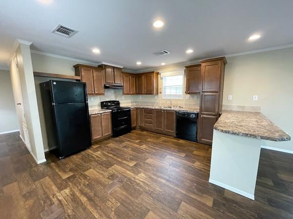 2017 OAK CREEK HOMES Mobile Home For Sale