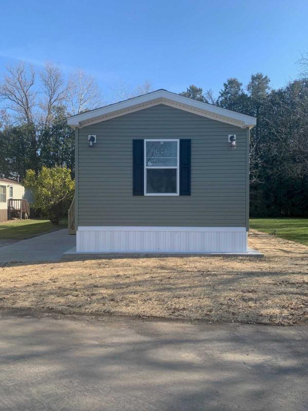 Senior Retirement Living 2020 MidCountry WestLake Manufactured Home