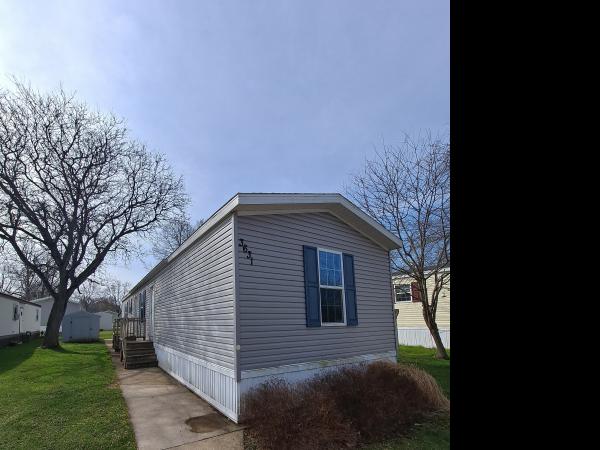 2015 CHAMPION Mobile Home For Rent