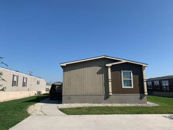 2014 CLAYTON Mobile Home For Rent
