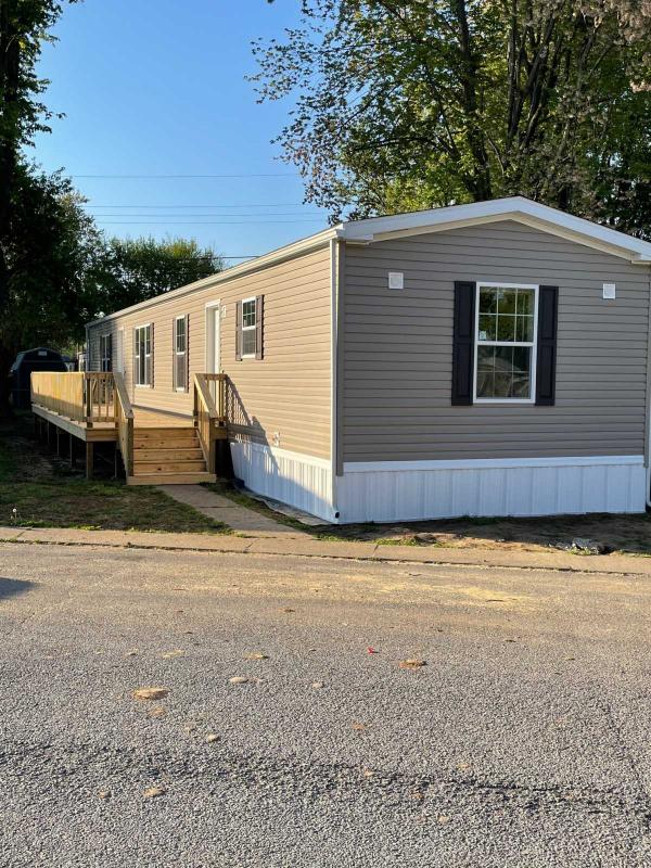 Louisville, KY Senior Retirement Living Manufactured and Mobile Homes