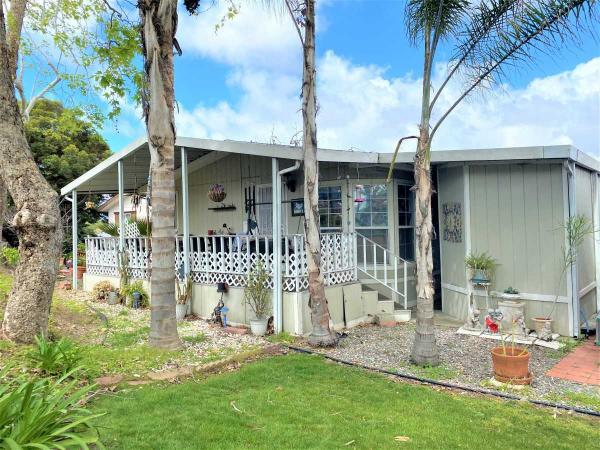 1998 Mobile Home For Sale
