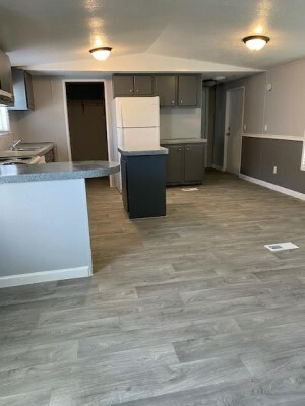 1997 CLAYTON HOMES Mobile Home For Sale