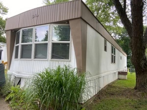 1983 Victorian Mobile Home For Sale