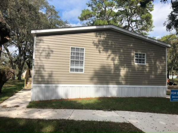 2019 LIVE OAK Mobile Home For Rent