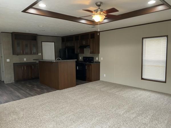 2015 CMH MANUFACTURING Mobile Home For Rent