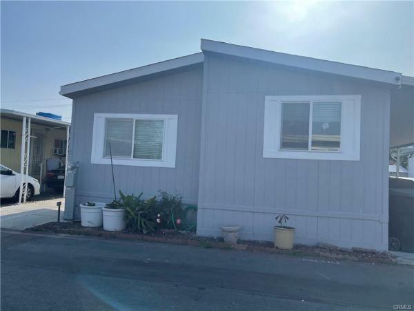 Senior Retirement Living - 1990 Manufactured Home For Sale In Garden 