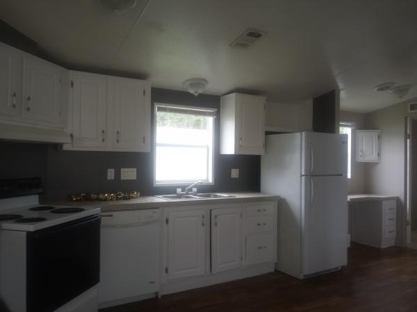 1999 SKYLINE Mobile Home For Rent