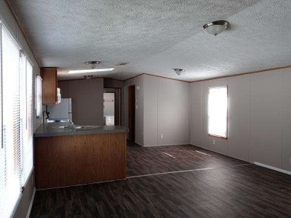 2001 Clayton Mobile Home For Rent