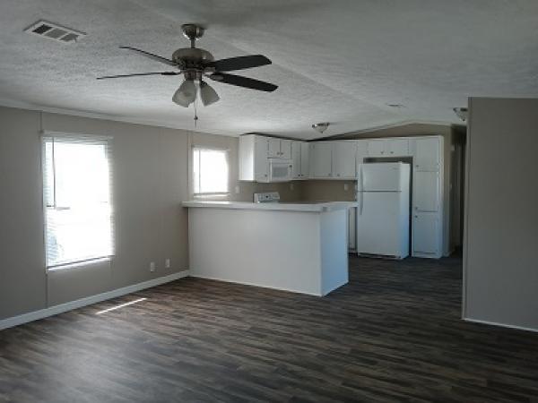 2002 WAYCROSS Mobile Home For Rent