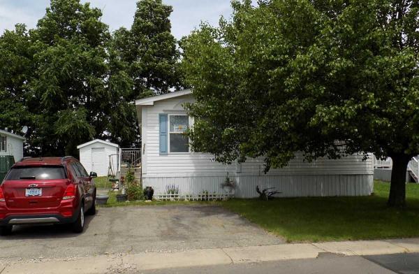 2000 Schult Mobile Home For Sale