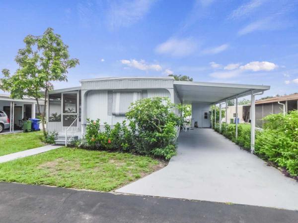 Winter Haven, FL Senior Retirement Living Manufactured and Mobile Homes