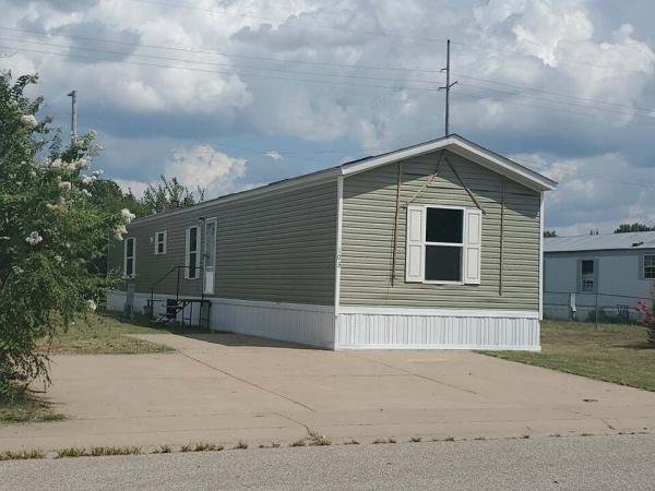 Photo 1 of 2 of home located at 5135 S Hydraulic Wichita, KS 67216