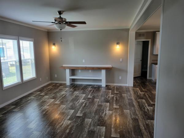 2018 CMH MANUFACTURING INC Mobile Home For Rent