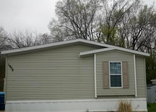 2015 CHAMPION Mobile Home For Rent