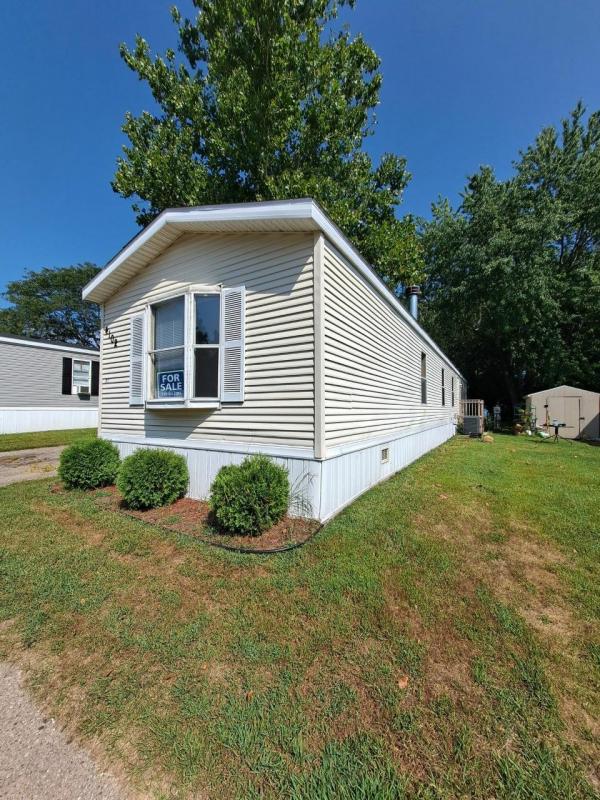 1997 FAIRMONT Mobile Home For Rent
