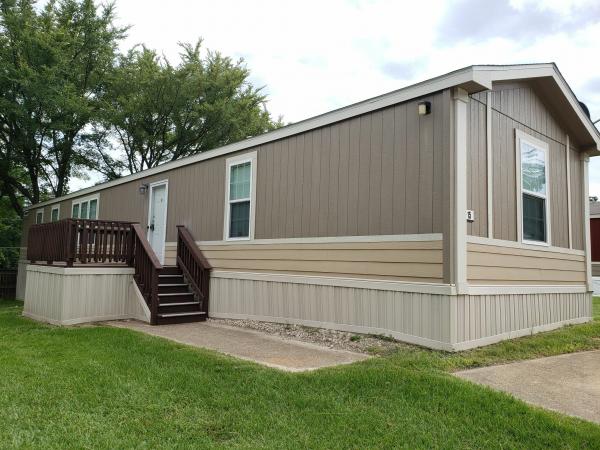 2017 OAKCREEK HOMES Mobile Home For Sale
