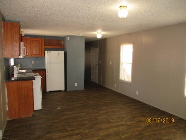 2006 CHAMPION Mobile Home For Sale