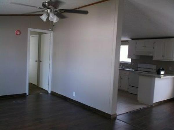 1998 SWEETWATER Mobile Home For Rent