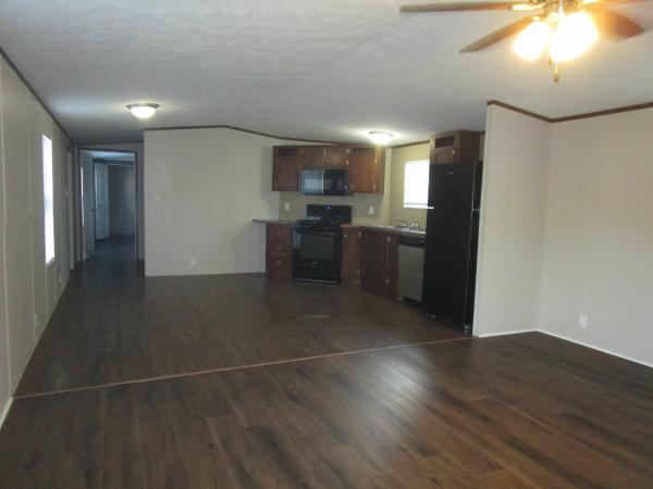 2015 Clayton Mobile Home For Rent