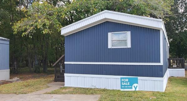 2000 CLAYTON Mobile Home For Rent