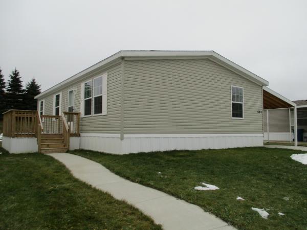 2015 CMH MANUFACTURING INC Mobile Home For Rent