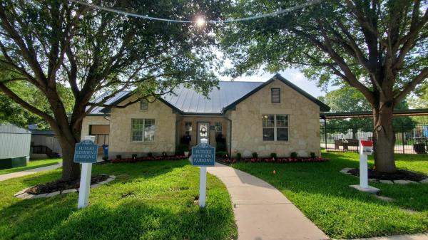 2016 CHAMPION HOME Mobile Home For Rent