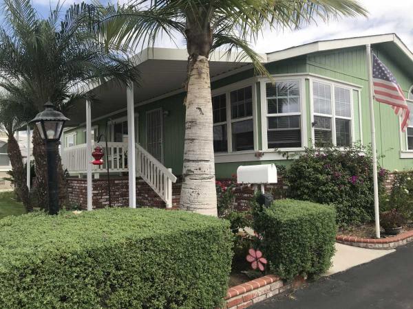 2005 Hallmark Charleston IV Manufactured Home