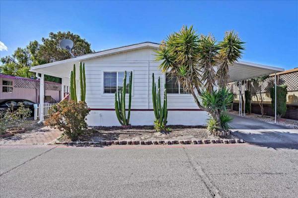 1980 Candlewood Mobile Home For Sale