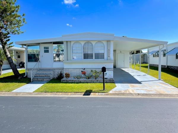 1974 NEWM Mobile Home For Sale