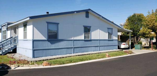 2002 HBOS Manufactures Mobile Home For Sale