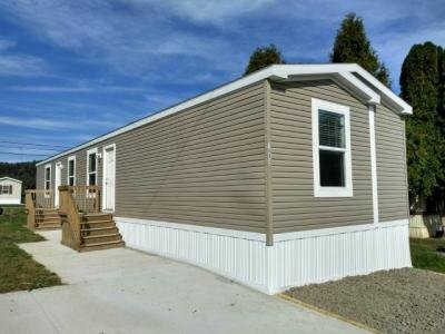 Mobile Home at 1063 Cedar St Laurys Station, PA 18059